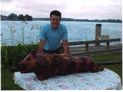 pigroast.bmp (1460326 bytes)
